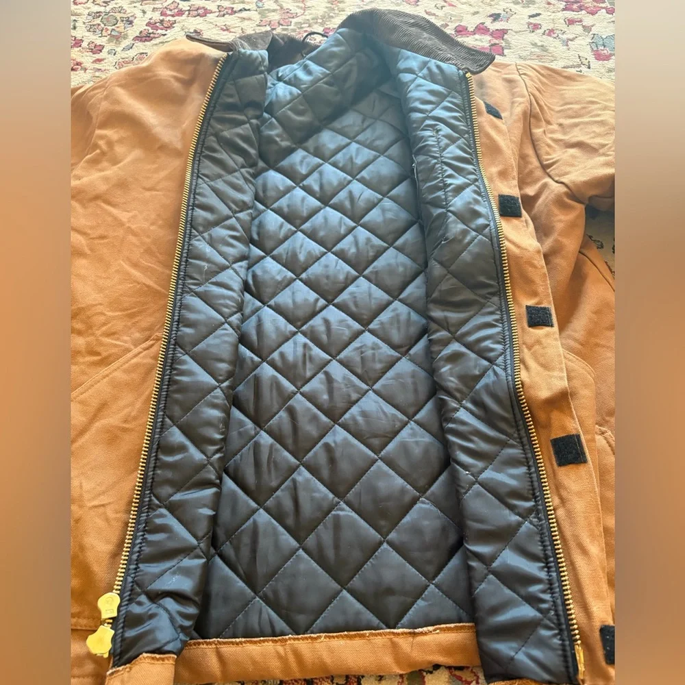Carhartt this exactly